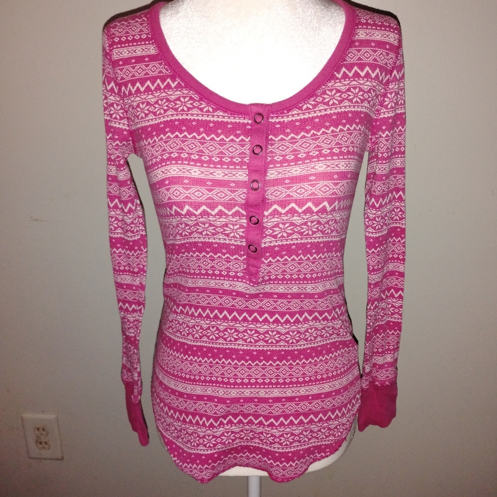 Women’s Pink Patterned Henley Thermal Top